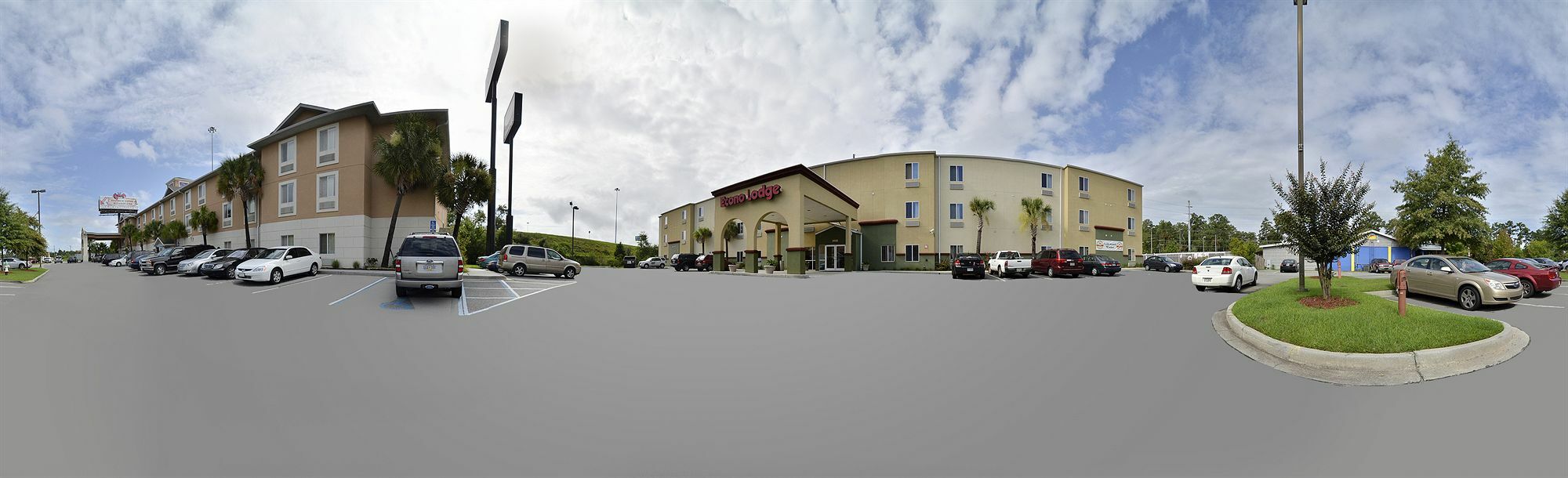 Econo Lodge Valdosta Bagian luar foto